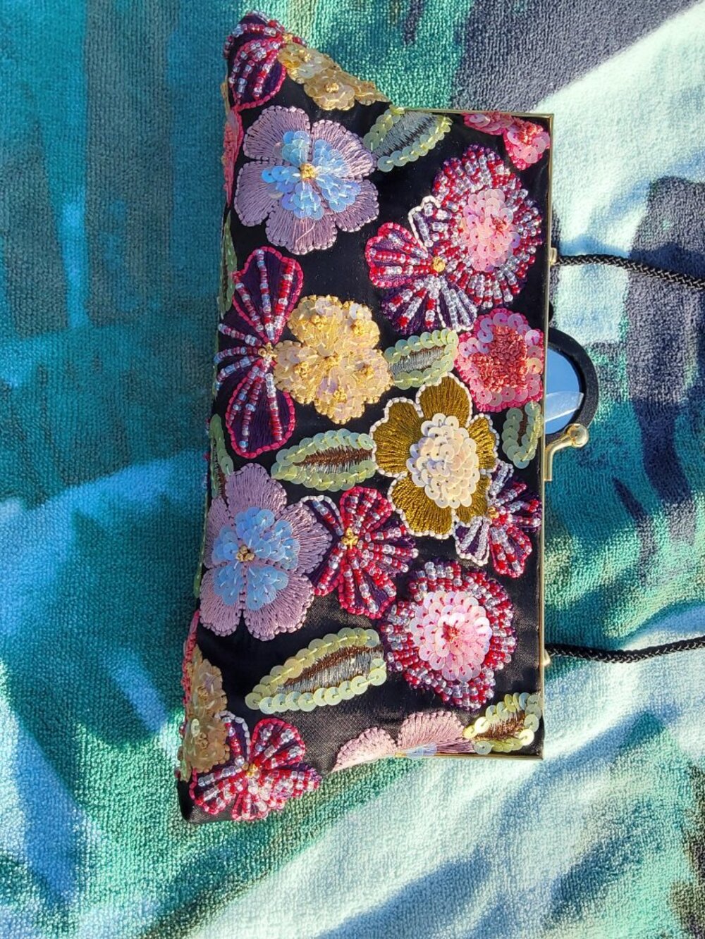 Vintage Valerie Stevens Evening Bag Black with Beautiful sequin flowers GORGEOUS - Picture 14 of 16